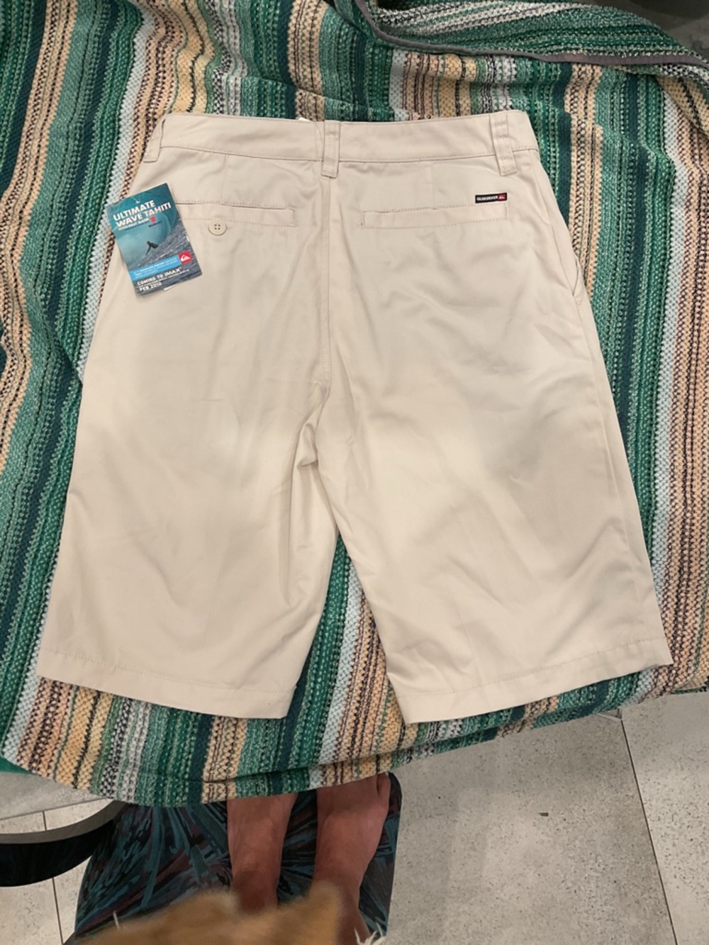 Vintage 2010 Quiksilver Men’s Cream Flat Front Performance Shorts - Picture 9 of 10